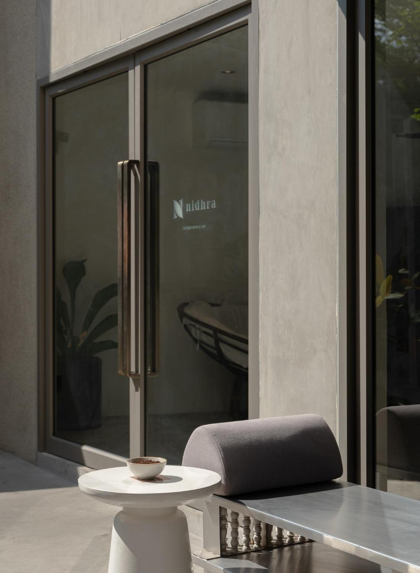 Nidhra Boutique Hotel Bangkok Sukhumvit Luaran gambar