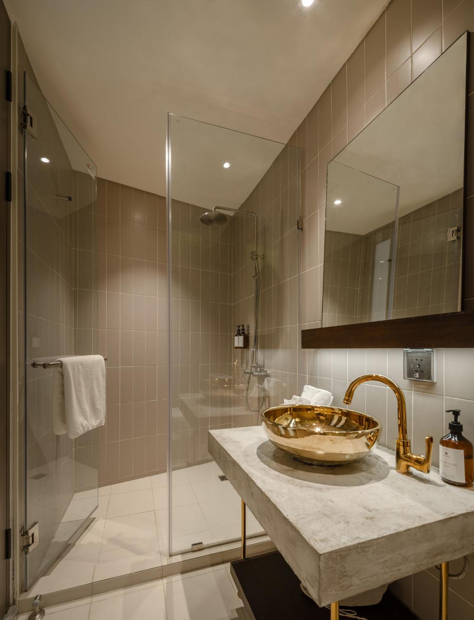 Nidhra Boutique Hotel Bangkok Sukhumvit Bilik gambar
